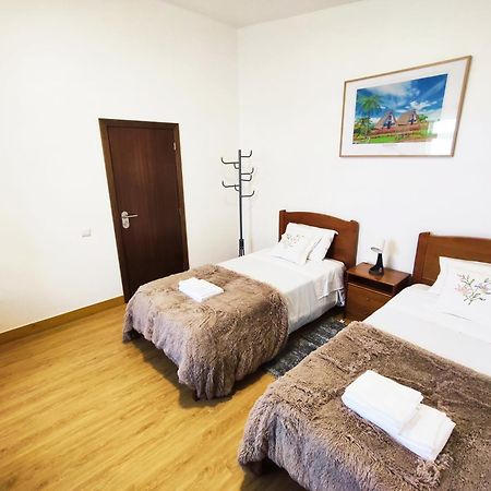 Villa Gateone Al Airport View House Machico  Exterior foto